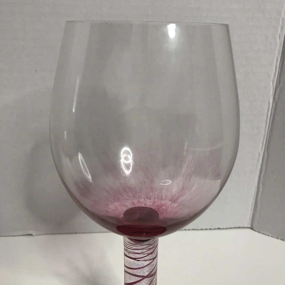 Glass Eye Studio Wine Glasses Goblets Pink Glitter Swirl Design Seattle Set of 2